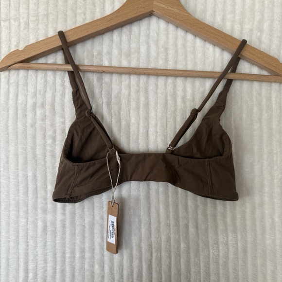 Skims Fits Everybody SKIMPY SCOOP BRALETTE in Oxide Brown Size XXS NWT - Picture 8 of 9